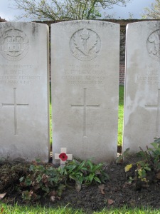 Grave of Pte Thomas Foley DCM, 7114, 1st Battalion The Cheshire Regiment, Poperinghe Old Military Cemetery